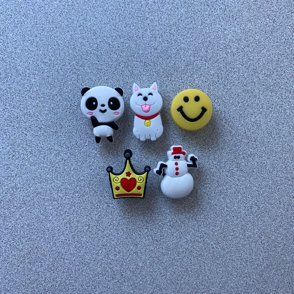 Jibbitz *order reserved*